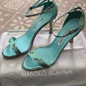 Manolo Blahnik mint green python pumps.Authentic